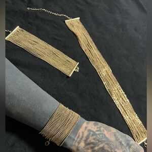 Choker and two bracelets memorabilia set